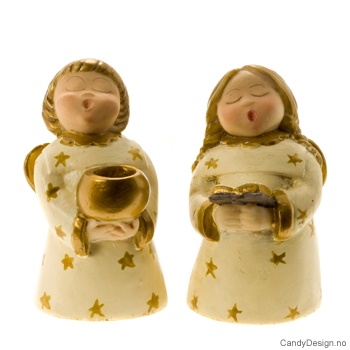 Medium offwhite engler