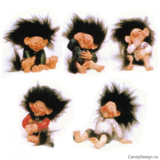 Troll med genser assortert