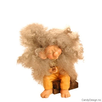 Medium fiskertroll på kasse