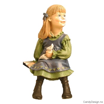 Sittende Carl Larsson Pike med godtepose