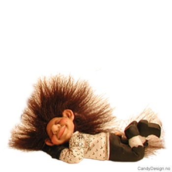 Troll i sorte og hvite klær - Med armene bakover