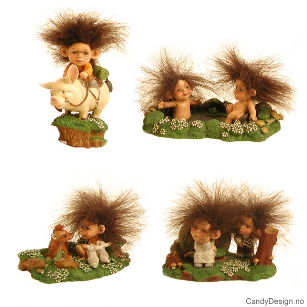 Store tablå med trollbarn med fluffy hår assortert