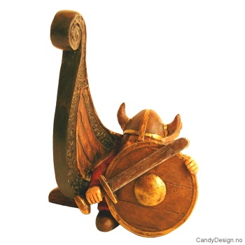 En viking i front av skip